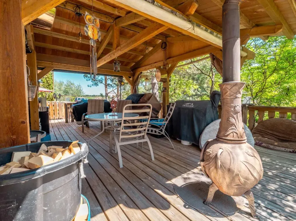 204079 Township Road 63a Raymond AB T0K 2L0