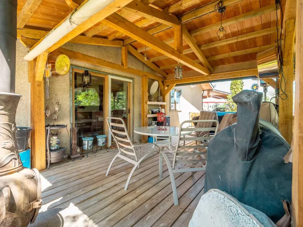 204079 Township Road 63a Raymond AB T0K 2L0
