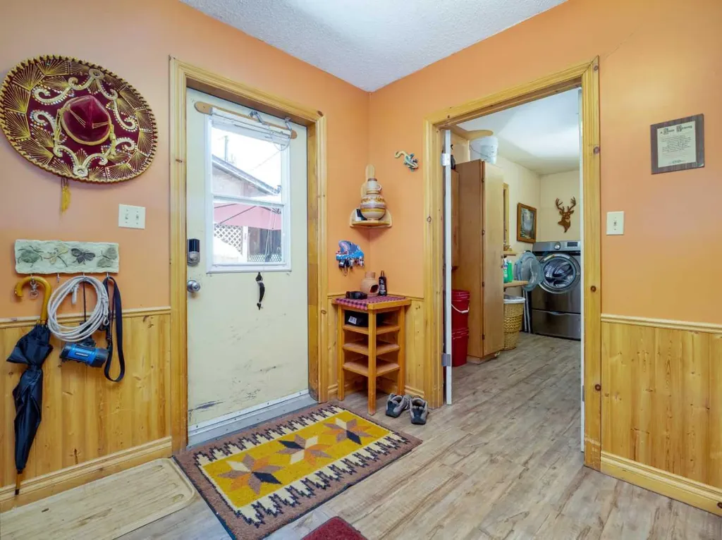 204079 Township Road 63a Raymond AB T0K 2L0