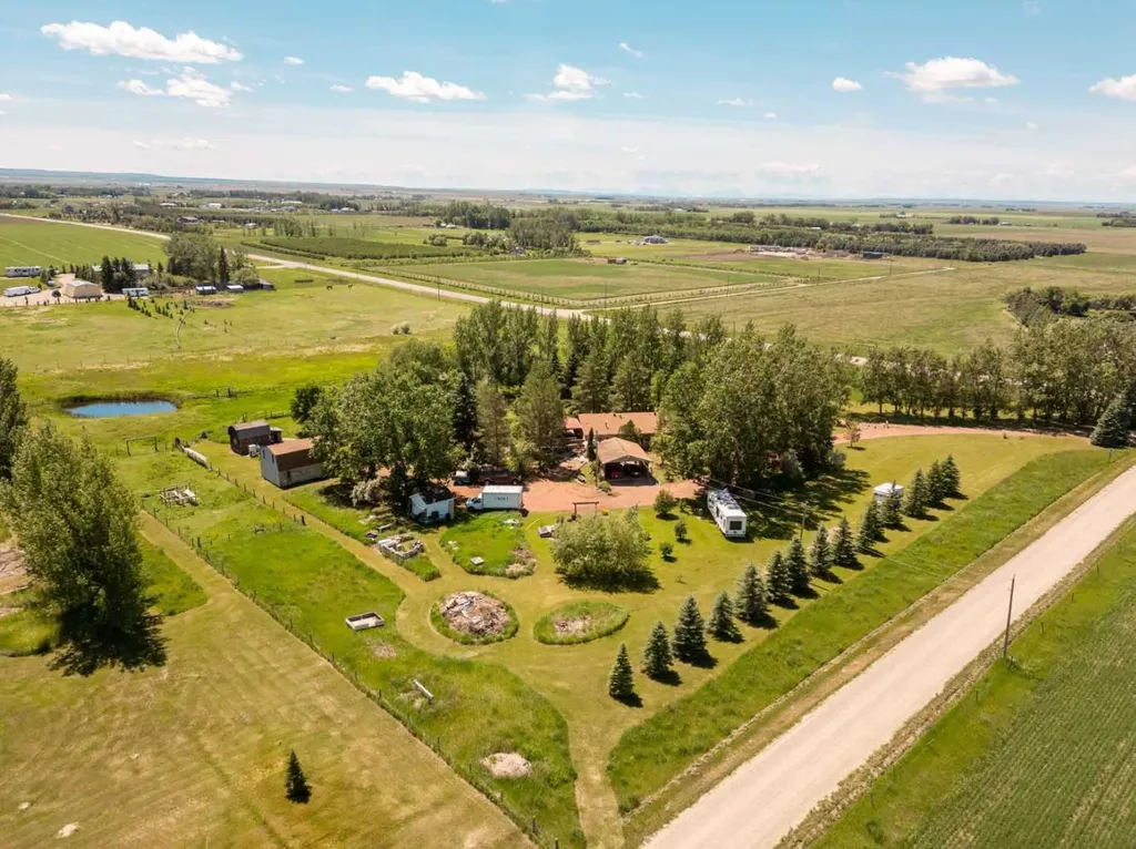204079 Township Road 63a Raymond AB T0K 2L0