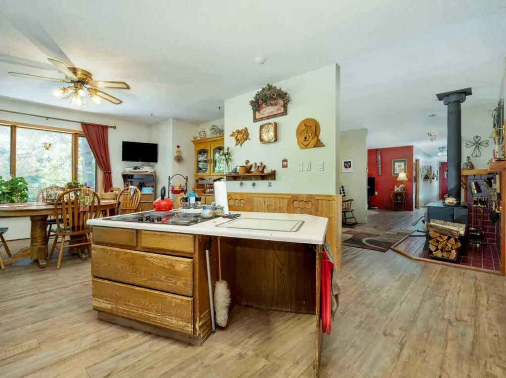 204079 Township Road 63a Raymond AB T0K 2L0