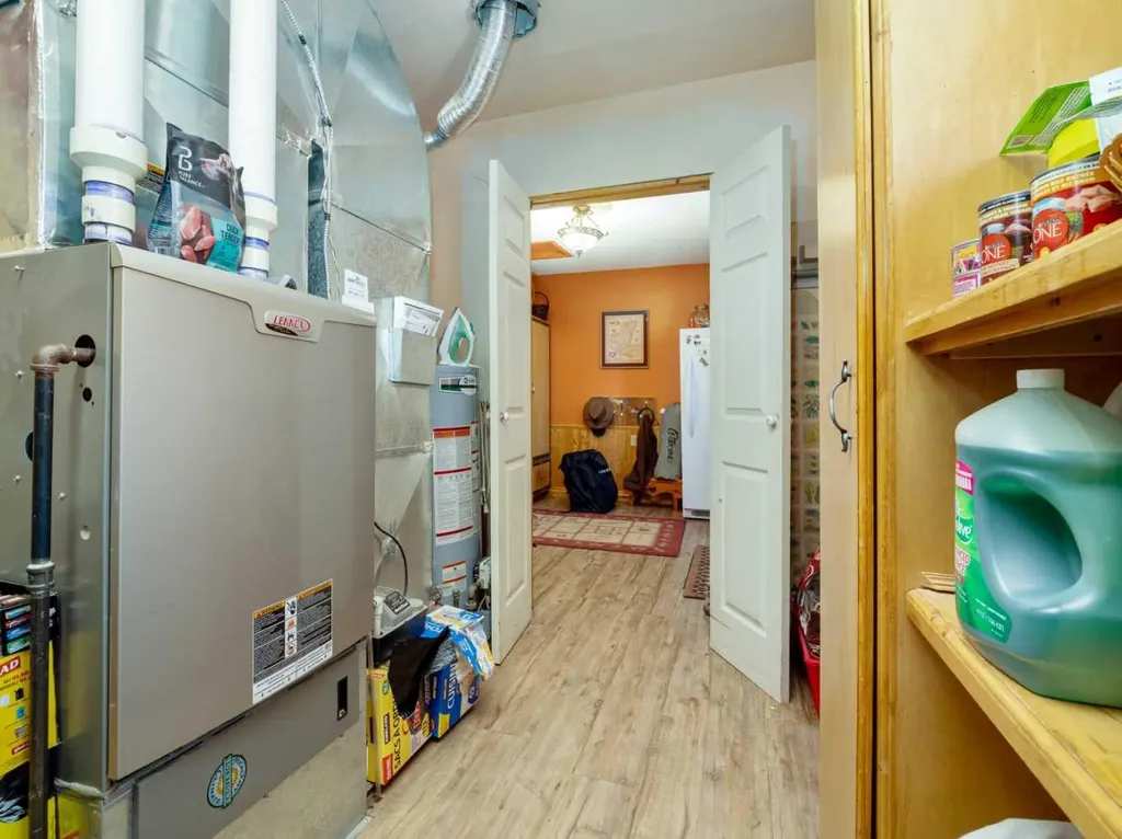 204079 Township Road 63a Raymond AB T0K 2L0