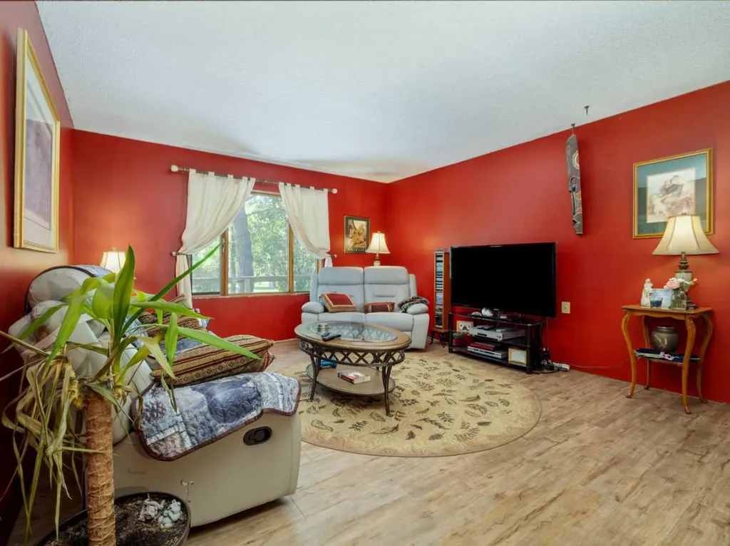 204079 Township Road 63a Raymond AB T0K 2L0