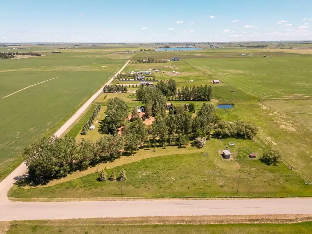 204079 Township Road 63a Raymond AB T0K 2L0