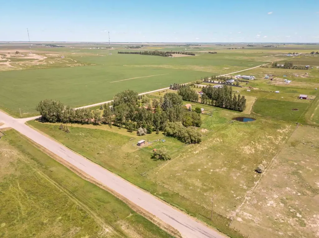 204079 Township Road 63a Raymond AB T0K 2L0