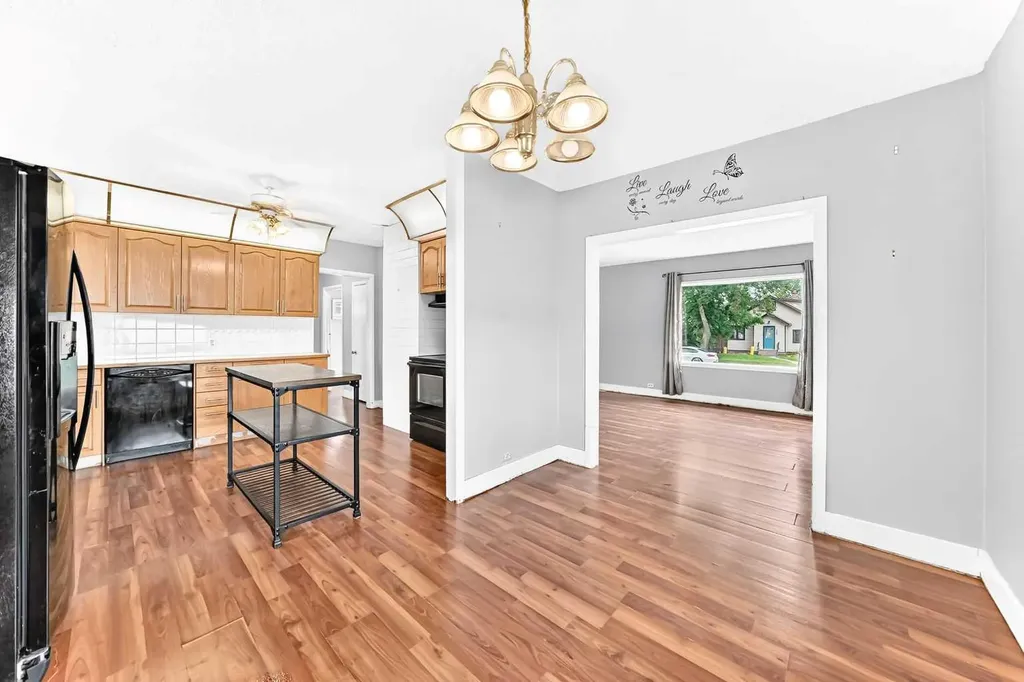 5040 46th Street Innisfail AB T4G 1L6