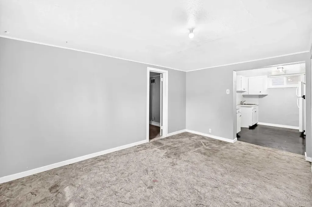 5040 46th Street Innisfail AB T4G 1L6