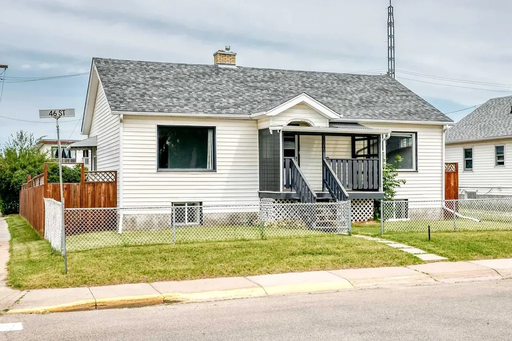 5040 46th Street Innisfail AB T4G 1L6