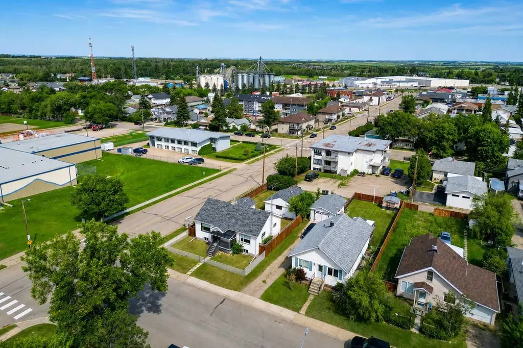 5040 46th Street Innisfail AB T4G 1L6