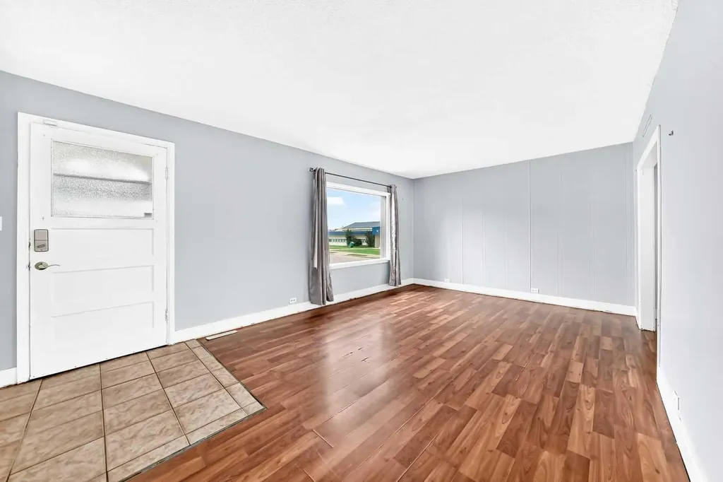5040 46th Street Innisfail AB T4G 1L6
