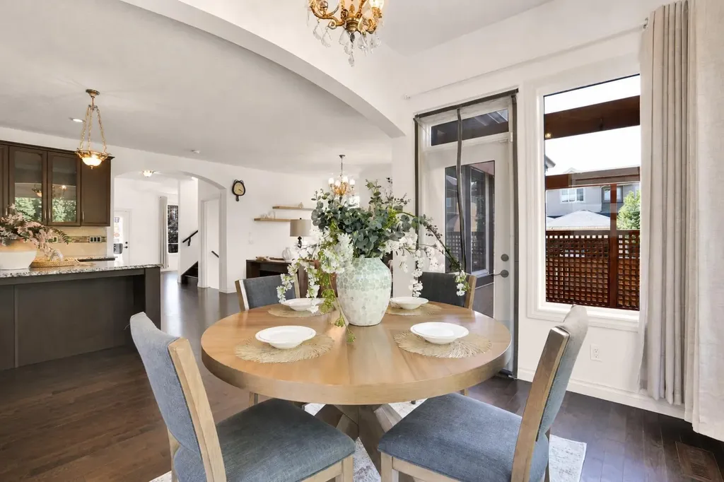 22 Aspen Acres Road SW Calgary AB T3H 0W6