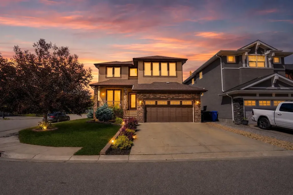 22 Aspen Acres Road SW Calgary AB T3H 0W6
