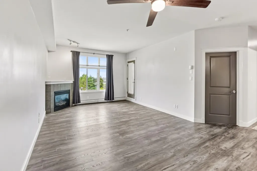 100 Lakeway Boulevard Sylvan Lake AB T4S 0A4