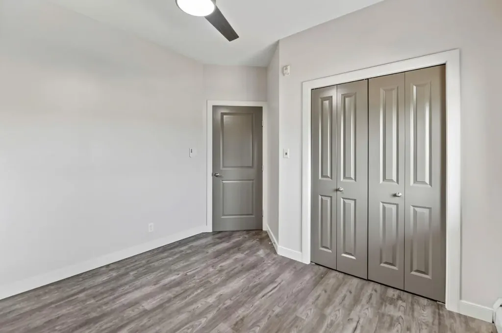 100 Lakeway Boulevard Sylvan Lake AB T4S 0A4