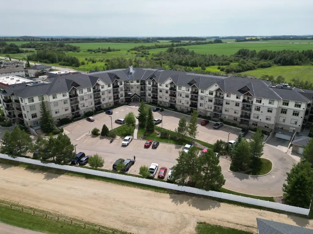100 Lakeway Boulevard Sylvan Lake AB T4S 0A4