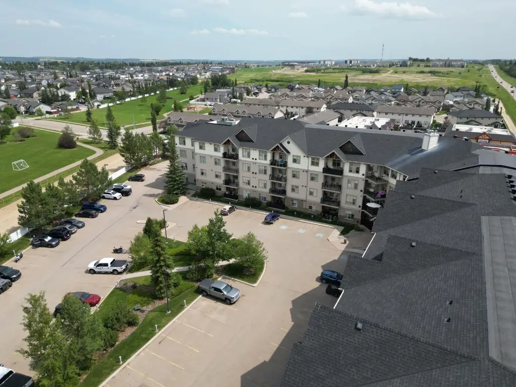 100 Lakeway Boulevard Sylvan Lake AB T4S 0A4