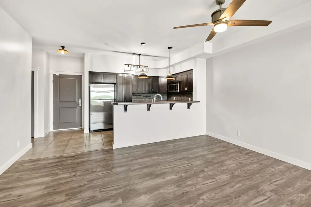 100 Lakeway Boulevard Sylvan Lake AB T4S 0A4