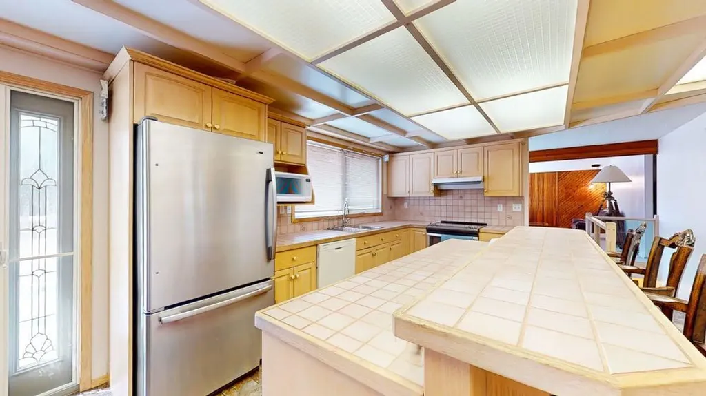 209 2 Avenue Burdett AB T0K0J0