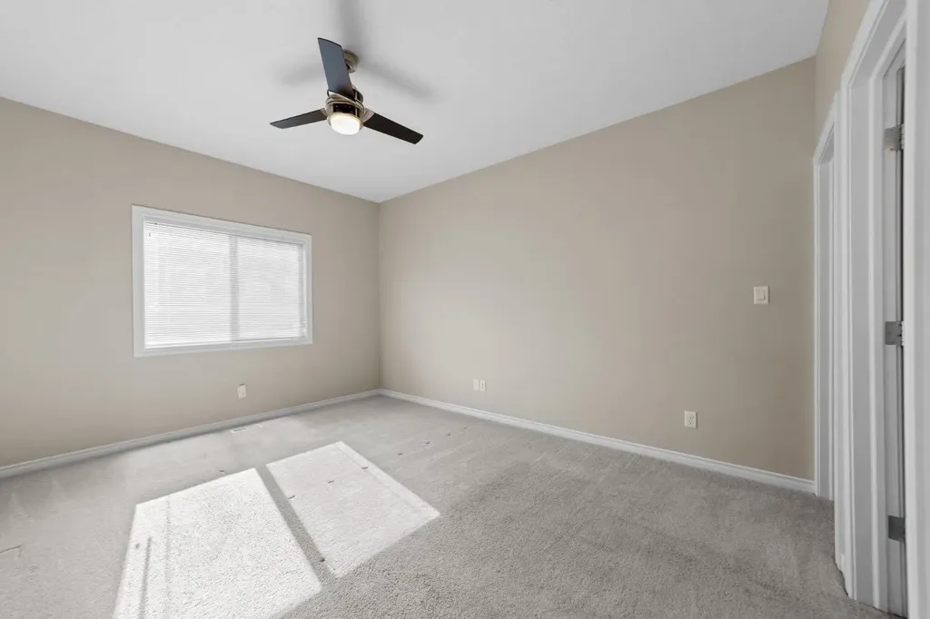 5021 34 Avenue Camrose AB T4V5G2