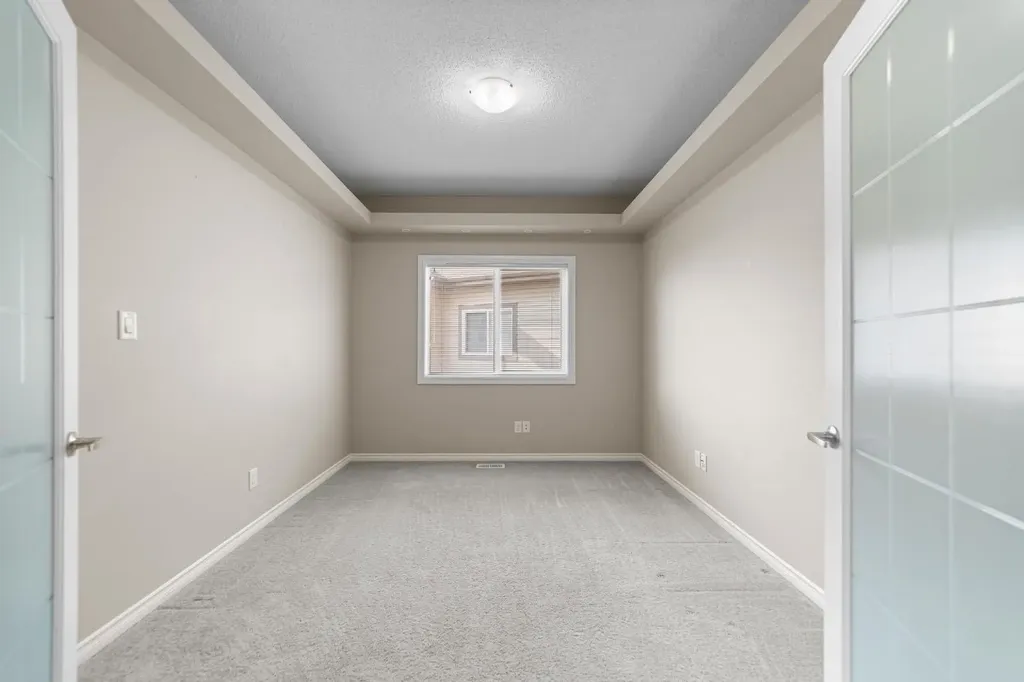 5021 34 Avenue Camrose AB T4V5G2