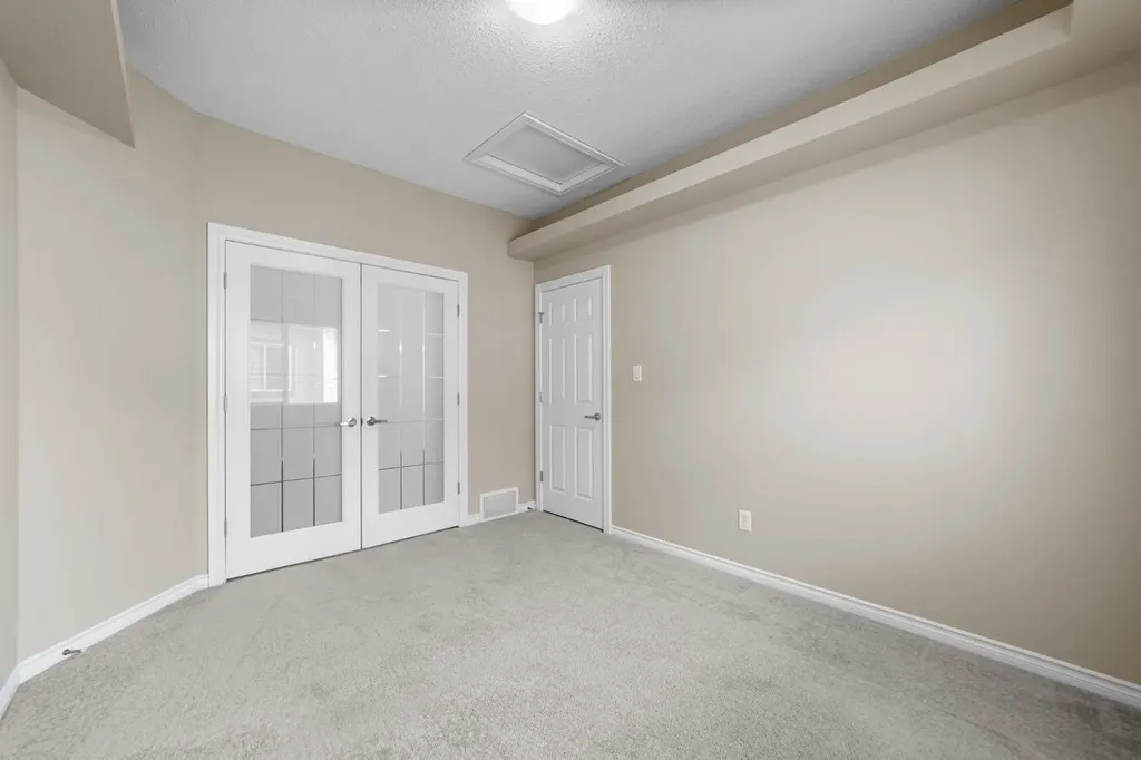 5021 34 Avenue Camrose AB T4V5G2