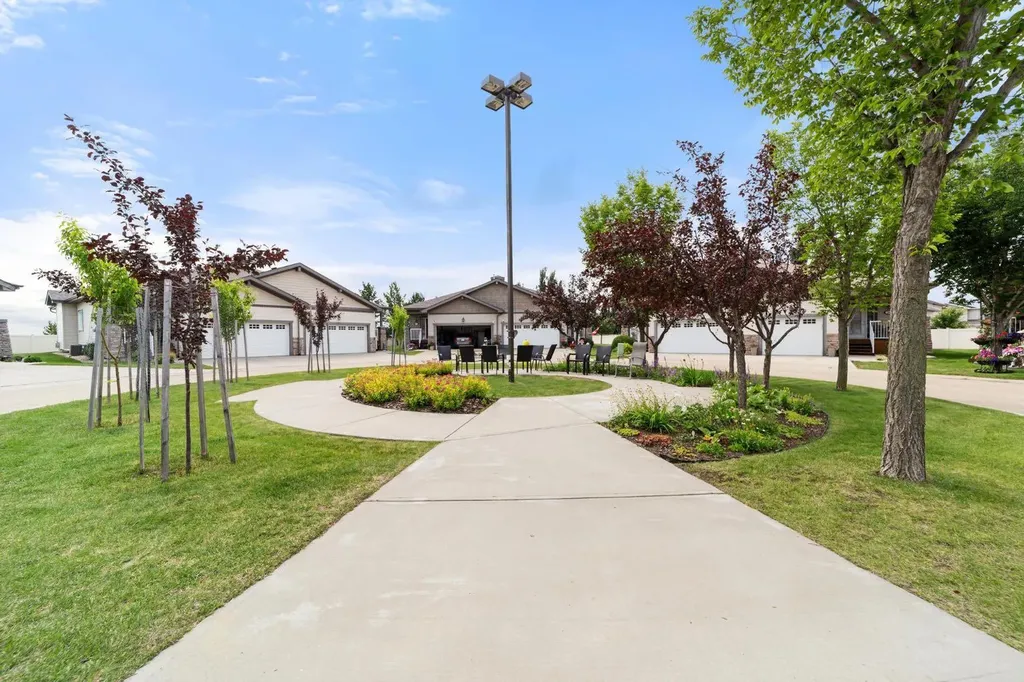 5021 34 Avenue Camrose AB T4V5G2