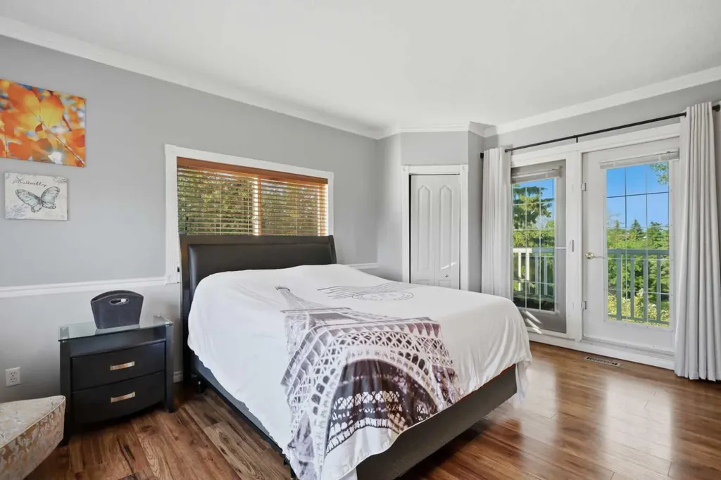 31 Willow Crescent Lacombe AB T4L 1V3