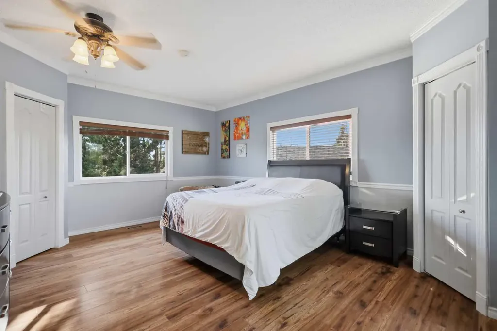 31 Willow Crescent Lacombe AB T4L 1V3
