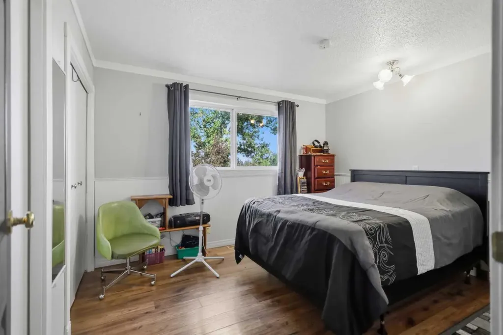 31 Willow Crescent Lacombe AB T4L 1V3