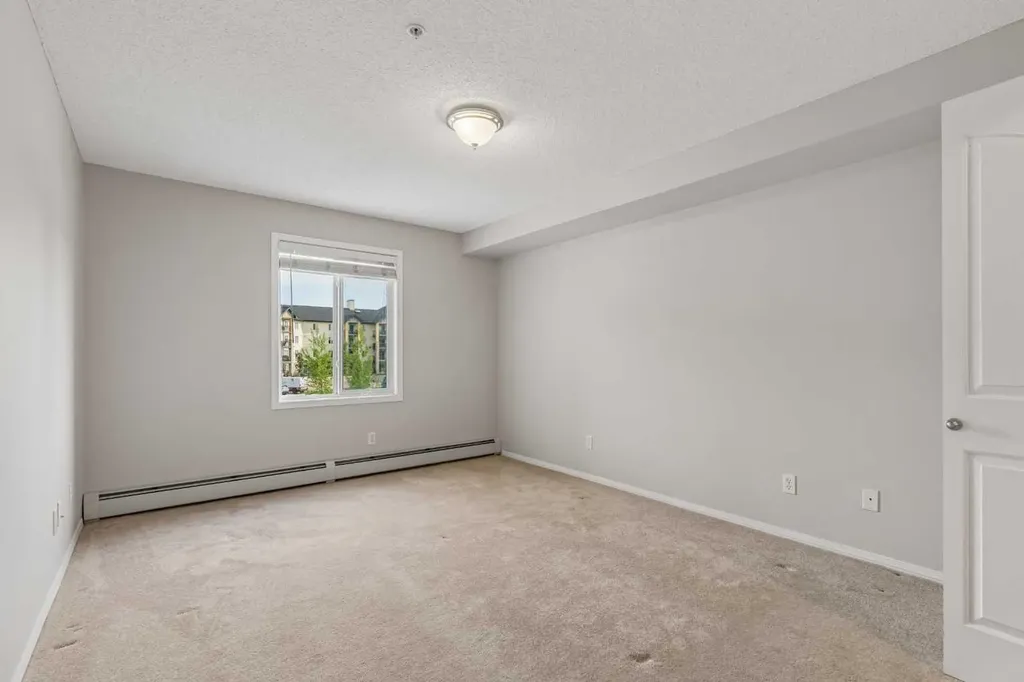 304 Mackenzie Way SW Airdrie AB T4B 3H7