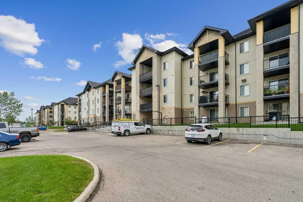 304 Mackenzie Way SW Airdrie AB T4B 3H7