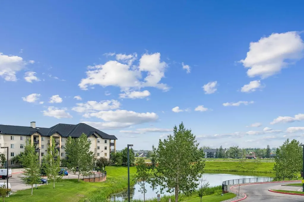 304 Mackenzie Way SW Airdrie AB T4B 3H7