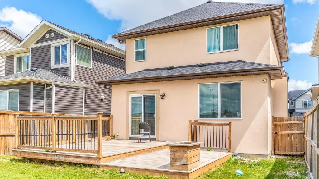 396 Skyview Shores Manor NE Calgary AB T3N 0H4