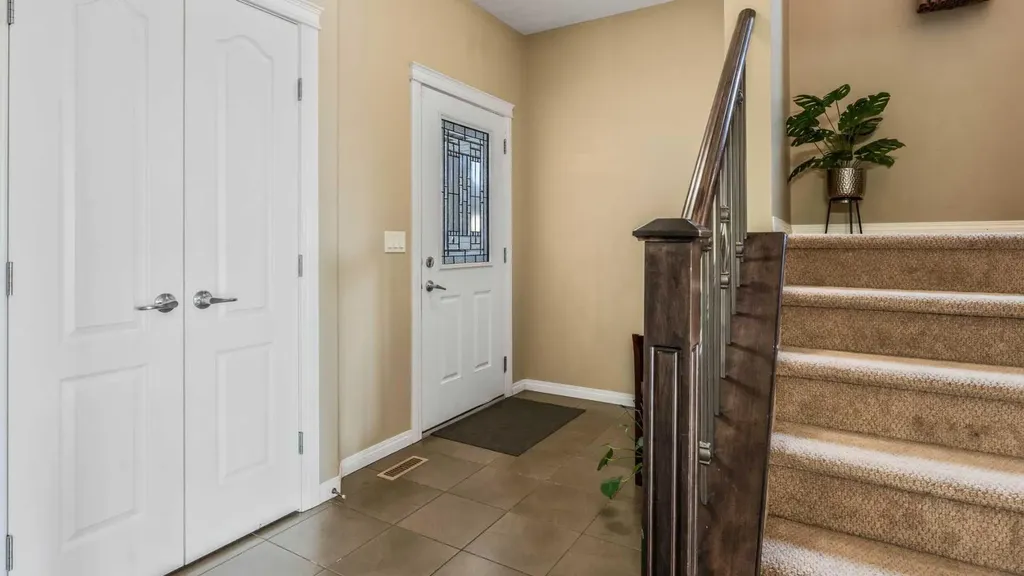 396 Skyview Shores Manor NE Calgary AB T3N 0H4