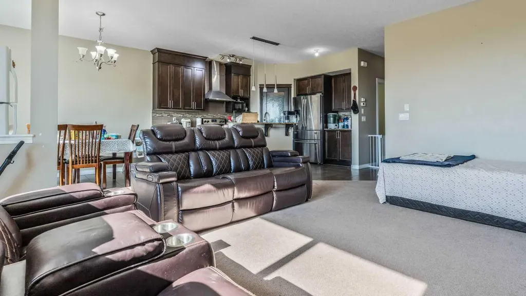 396 Skyview Shores Manor NE Calgary AB T3N 0H4