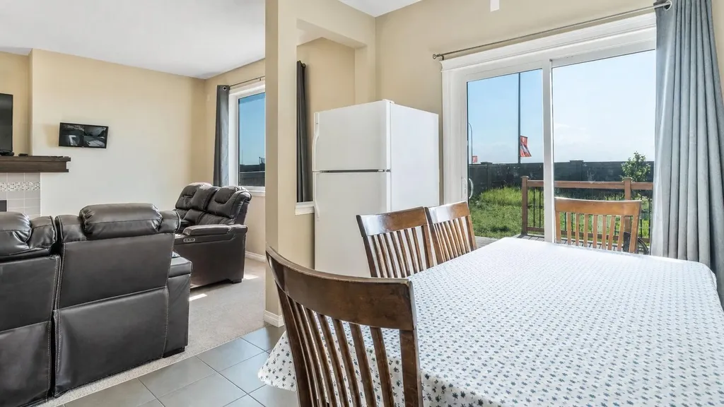 396 Skyview Shores Manor NE Calgary AB T3N 0H4
