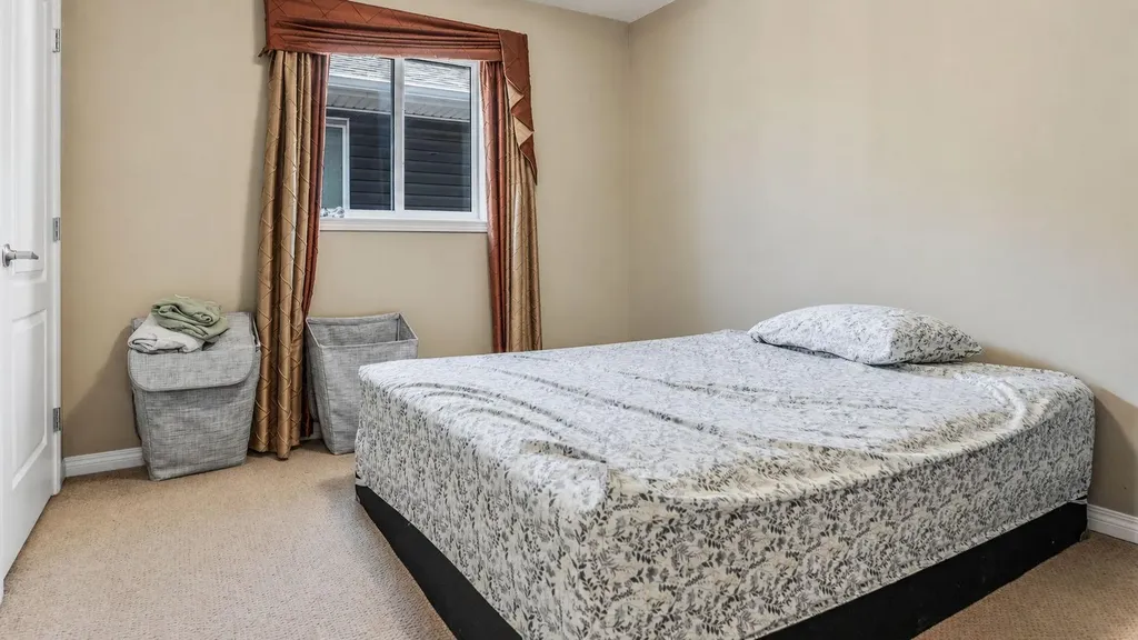 396 Skyview Shores Manor NE Calgary AB T3N 0H4