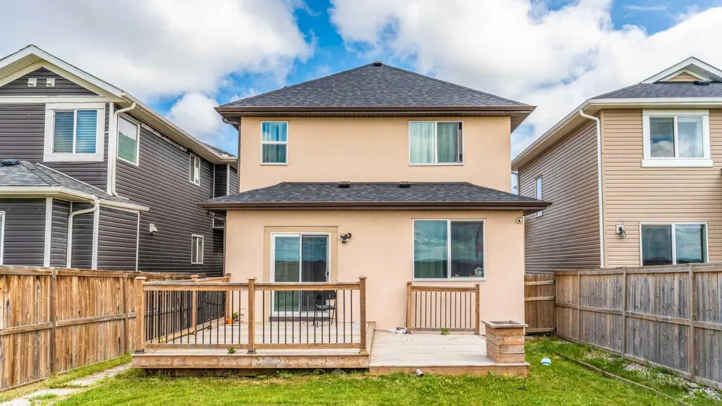 396 Skyview Shores Manor NE Calgary AB T3N 0H4
