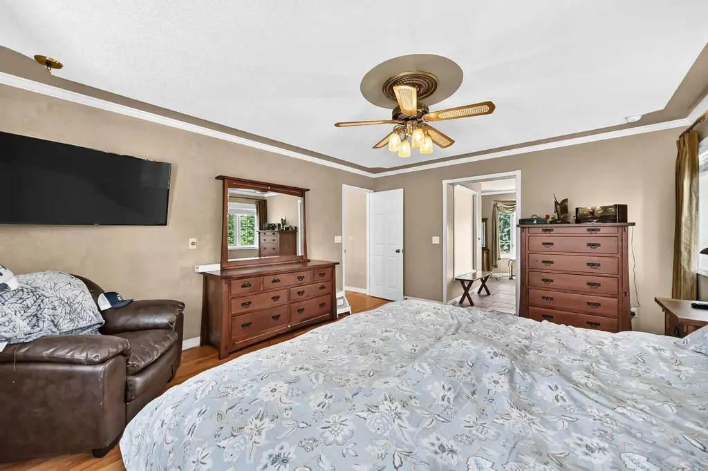 777 East Lakeview Road Chestermere AB T1X 1B1
