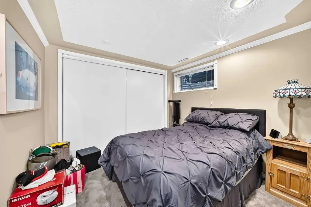 777 East Lakeview Road Chestermere AB T1X 1B1