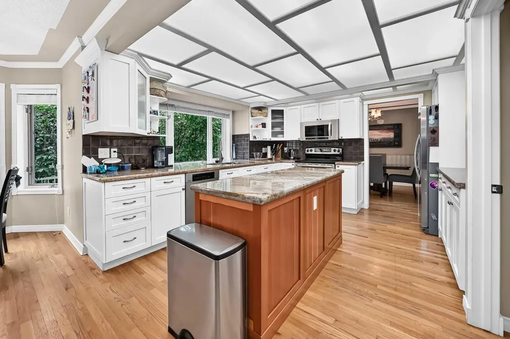 777 East Lakeview Road Chestermere AB T1X 1B1
