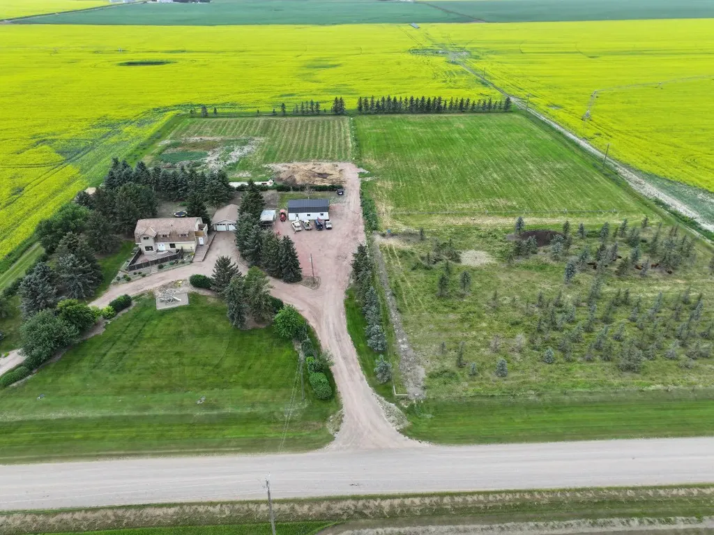 85026 Range Road 194 Rural Lethbridge County AB T1M 1N2