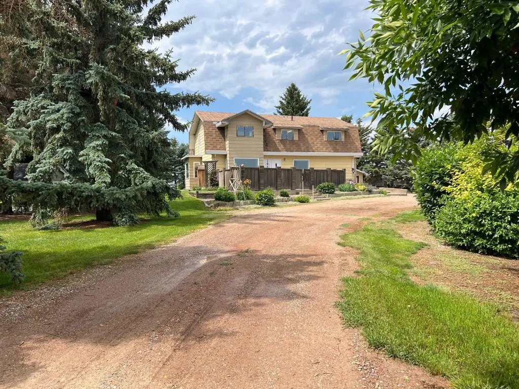 85026 Range Road 194 Rural Lethbridge County AB T1M 1N2