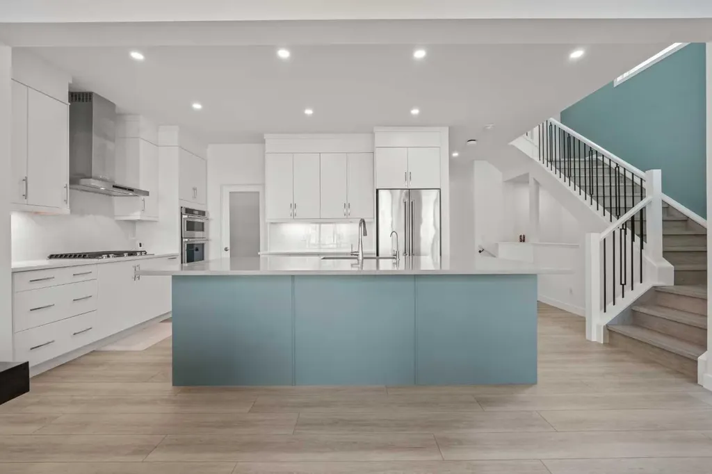 195 Setonstone Landing SE Calgary AB T3M 3R5