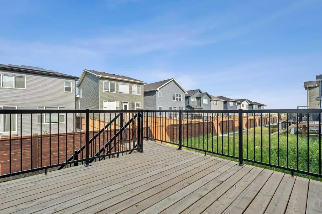 195 Setonstone Landing SE Calgary AB T3M 3R5