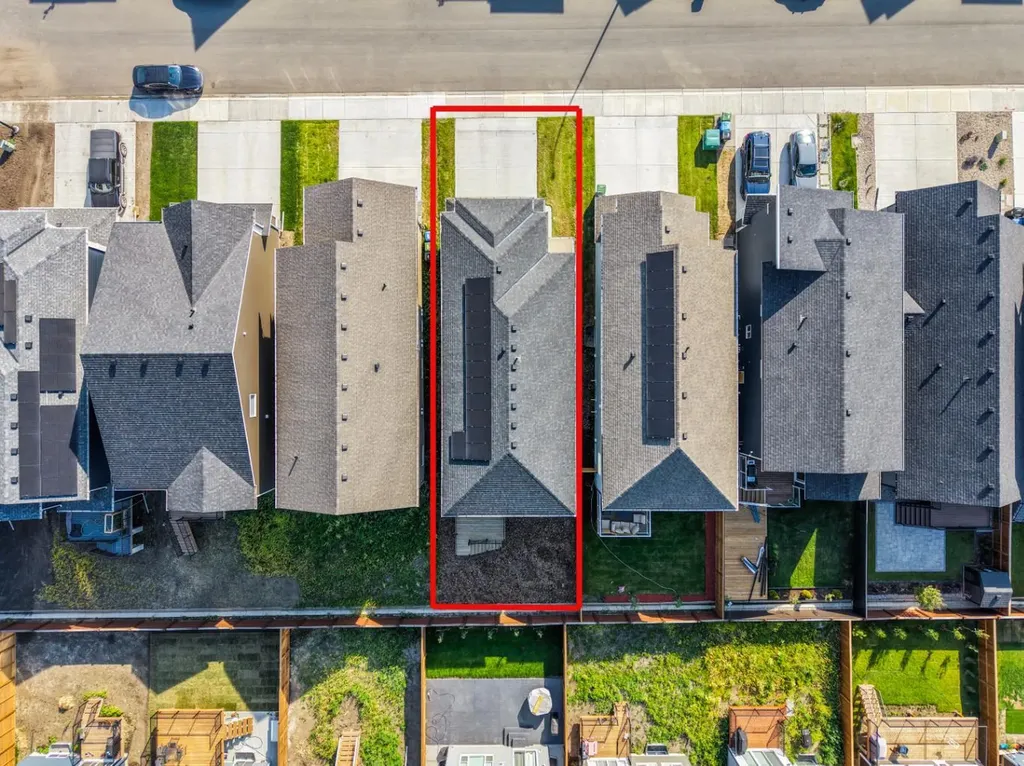 195 Setonstone Landing SE Calgary AB T3M 3R5