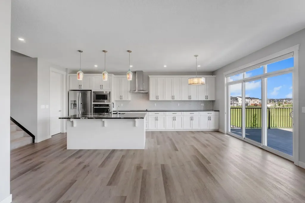 40 Evansfield Manor NW Calgary AB T3P 1J9