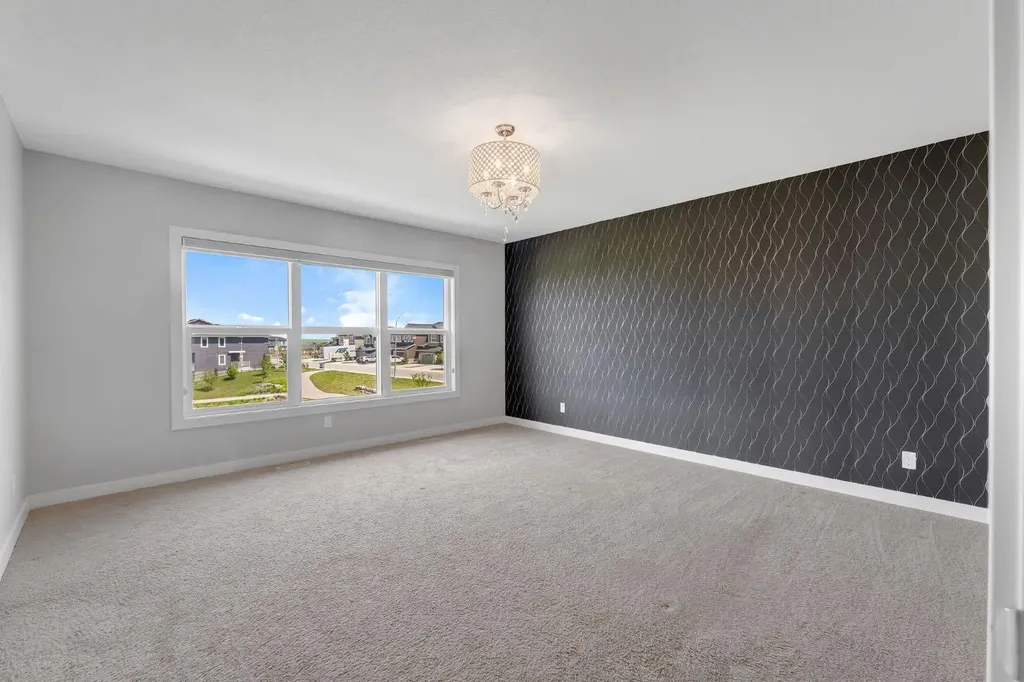 40 Evansfield Manor NW Calgary AB T3P 1J9