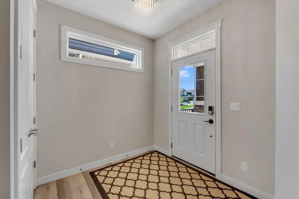 40 Evansfield Manor NW Calgary AB T3P 1J9