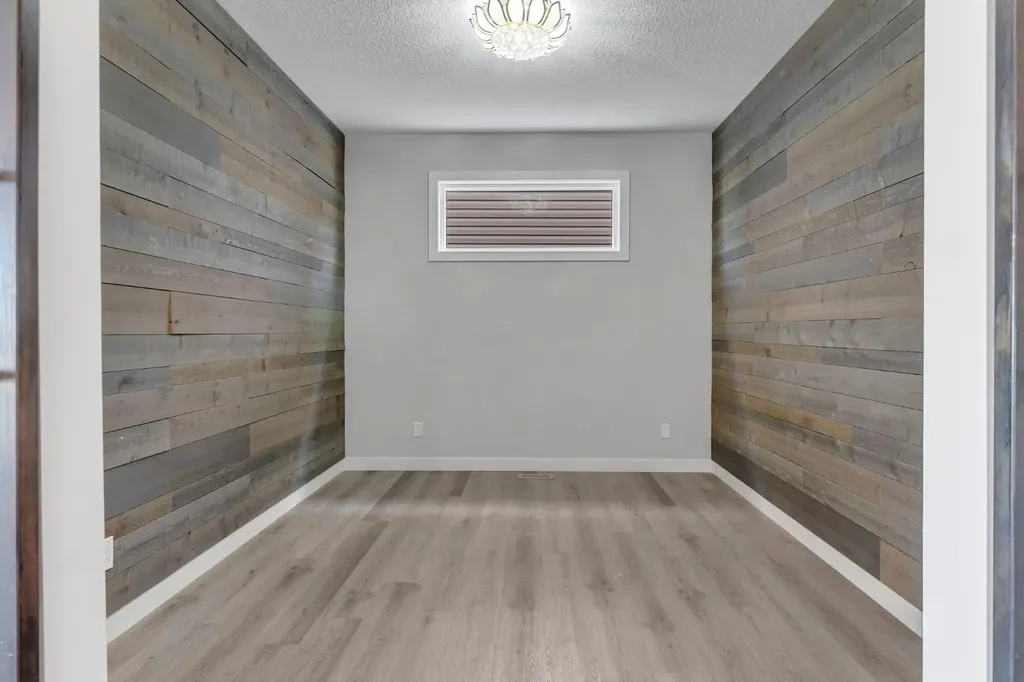 40 Evansfield Manor NW Calgary AB T3P 1J9